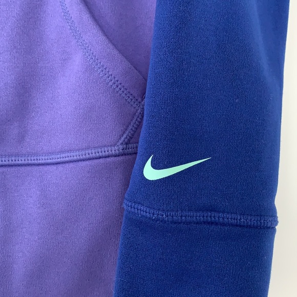 NIKE Fleece Hoodie - Picture 8 of 12